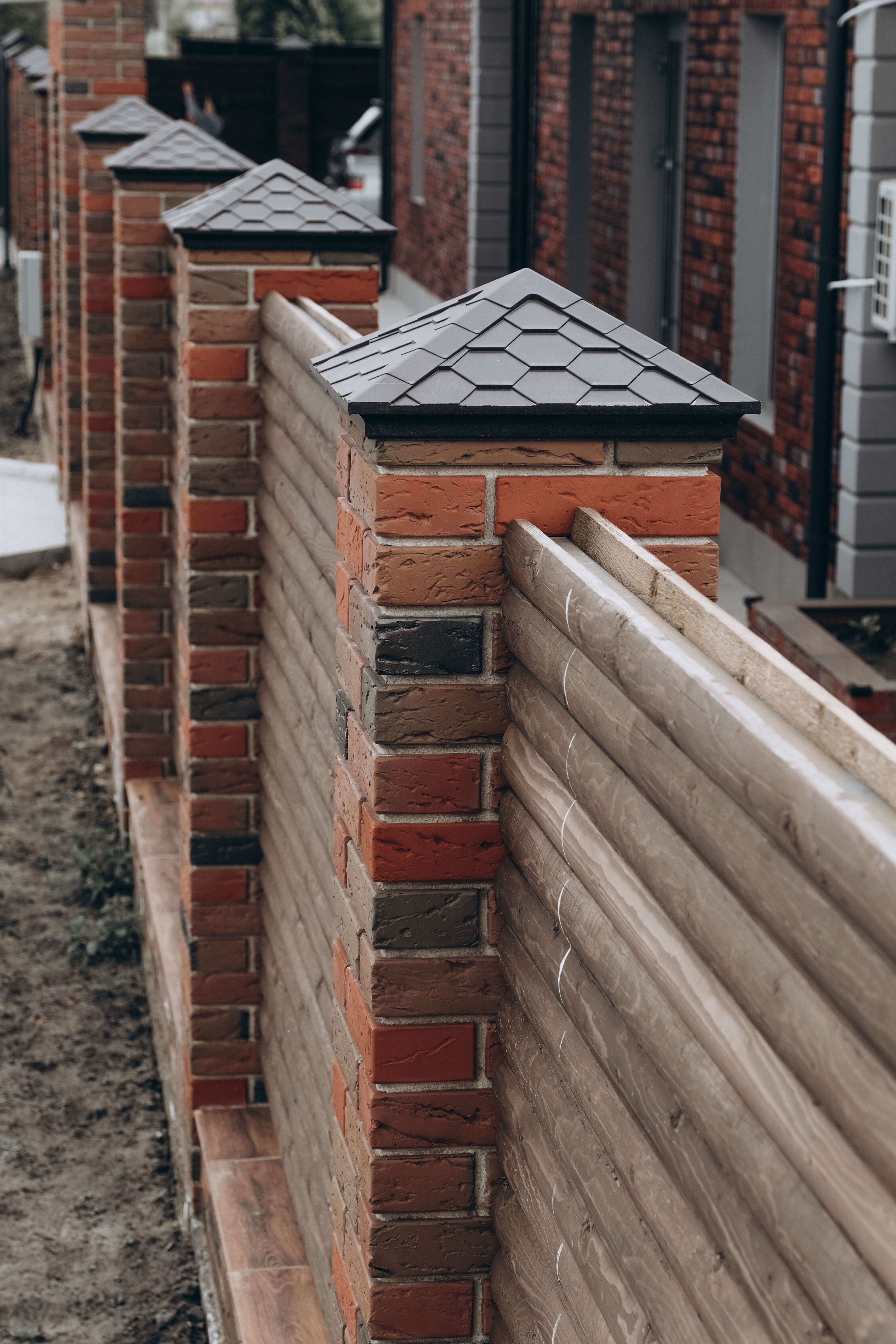 Колпак Zking Эверест Коричневый на столб 1.5х1.5 кирпича (390х390мм) в Переславле-Залесском фото