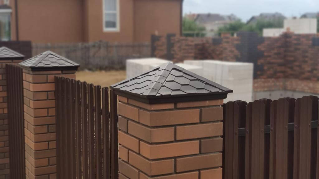 Колпак Zking Эверест Коричневый на столб 1.5х1.5 кирпича (390х390мм) в Переславле-Залесском фото